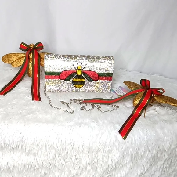 Bee Embellished Clutch Bag 🐝 - Picture 3 of 17